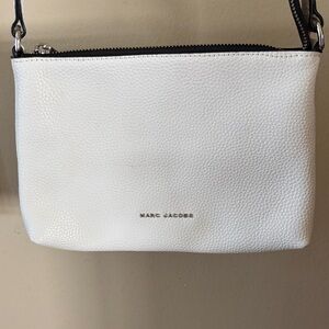 Marc Jacobs Elegant White Crossbody Bag